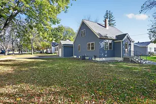711 Wollan St, Starbuck, MN 56381 - Photo 2