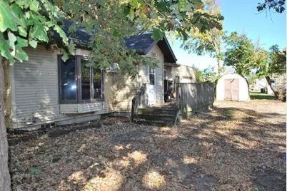 206 Lakeview Street, Fairmont, MN 56031 - Photo 2