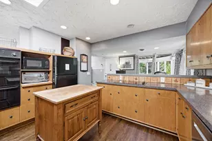 18030 20th Ave N, Plymouth, MN 55447 - Photo 10