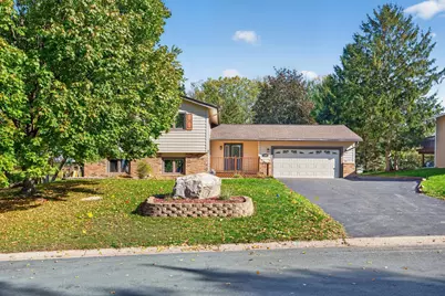 1949 Timber Wolf Trail N, Eagan, MN 55122 - Photo 2
