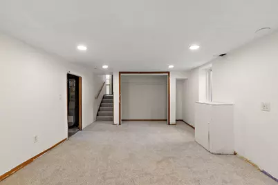 6924 Scott Avenue N, Brooklyn Center, MN 55429 - Photo 28