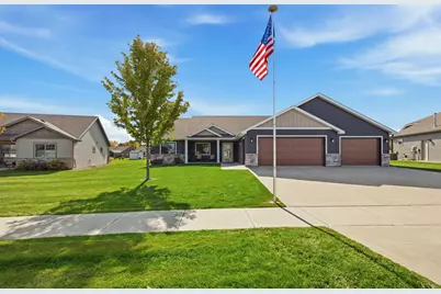 1636 Hurst Castle Road, Saint Cloud, MN 56303 - Photo 2