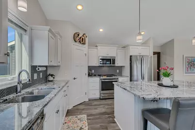 1636 Hurst Castle Road, Saint Cloud, MN 56303 - Photo 16