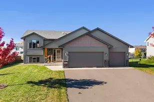 1833 Lincoln St, Cambridge, MN 55008 - Photo 1
