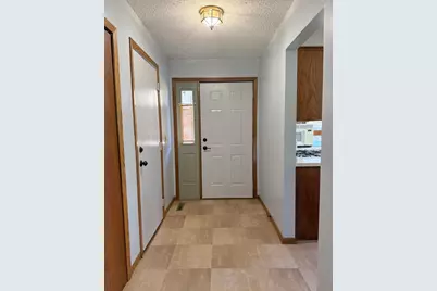 1814 Walnut Lane, Eagan, MN 55122 - Photo 8