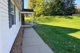 4879 Orchid Ln N, Plymouth, MN 55446 - Photo 2