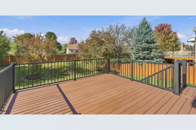 9915 Chestnut Avenue N, Brooklyn Park, MN 55443 - Photo 38
