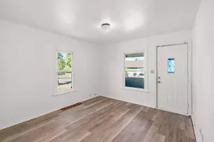 112 Lawson Ave E, Saint Paul, MN 55117 - Photo 14