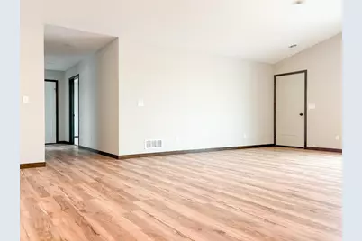 432 53rd Avenue SE, Saint Cloud, MN 56304 - Photo 6