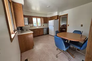 201 Walnut Ave N, Canby, MN 56220 - Photo 8