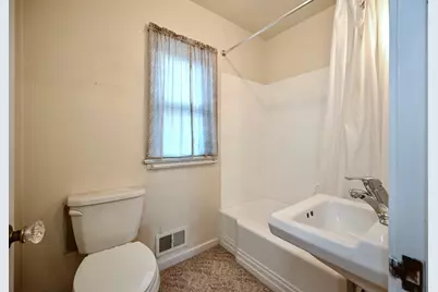 807 W Mark Street, Winona, MN 55987 - Photo 12