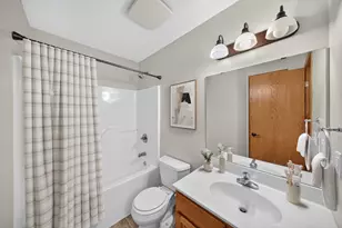 868 Southern Ridge Dr SW, Rochester, MN 55902 - Photo 16