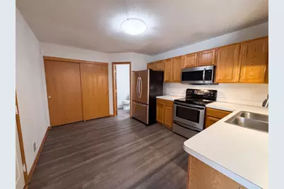 11544 Elmwood Avenue N, Champlin, MN 55316 - Photo 6