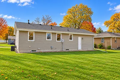 445 Northwoods Avenue NE, Hutchinson, MN 55350 - Photo 22