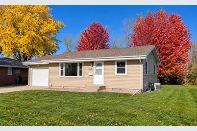 445 Northwoods Avenue NE, Hutchinson, MN 55350 - Photo 4