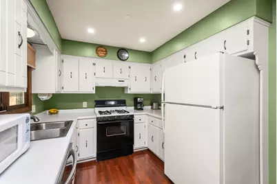 7501 James Avenue N, Brooklyn Park, MN 55444 - Photo 8