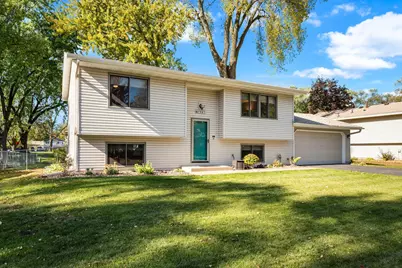 7501 James Avenue N, Brooklyn Park, MN 55444 - Photo 2