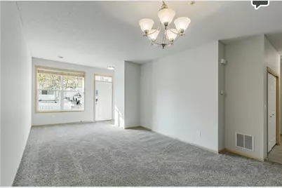 3033 Chamberlin Street N #7, Maplewood, MN 55109 - Photo 6