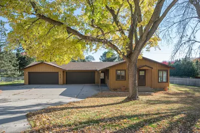 2310 Imperial Drive, Saint Cloud, MN 56301 - Photo 2