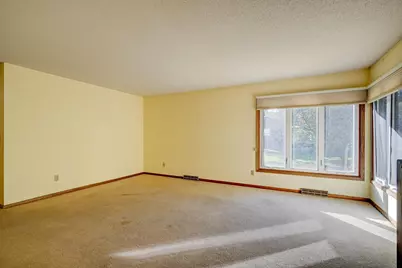 2310 Imperial Drive, Saint Cloud, MN 56301 - Photo 4