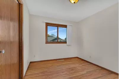702 2nd Avenue NE, Saint Joseph, MN 56374 - Photo 18