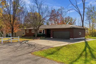 1179 Carroll St, New Richmond, WI 54017 - Photo 1