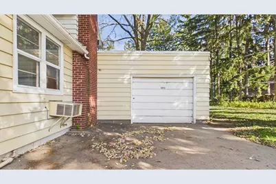 5043 Granada Avenue N, Oakdale, MN 55128 - Photo 38