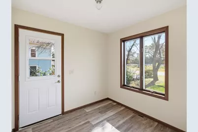 439 11th Street SE, Waseca, MN 56093 - Photo 10