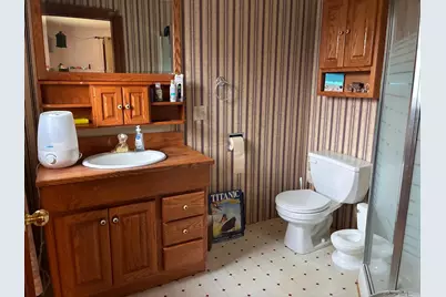 204 Fremont Street S, Lake Benton, MN 56149 - Photo 12