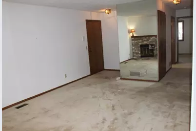 1913 Fox Ridge Drive #B, West Saint Paul, MN 55118 - Photo 6
