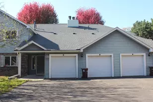 1913 Fox Ridge Dr, West Saint Paul, MN 55118 - Photo 1