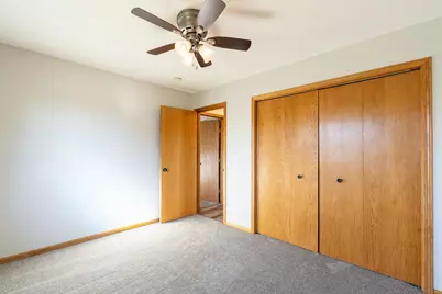 915 8th Avenue NW, Hutchinson, MN 55350 - Photo 8