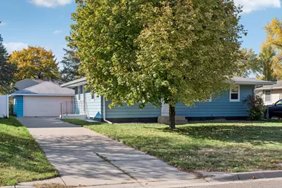 5637 Rhode Island Avenue N, Crystal, MN 55428 - Photo 10