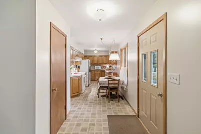 80 10th Street SE, Wells, MN 56097 - Photo 6