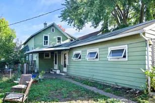 613 E 2nd St, Winona, MN 55987 - Photo 18