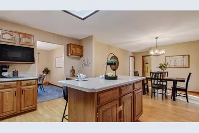 3657 Oak Hill Place, Eau Claire, WI 54703 - Photo 12