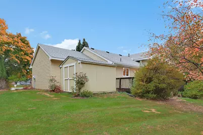 306 71st Street N, Mahtomedi, MN 55115 - Photo 42