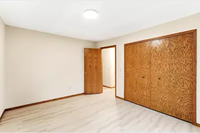 306 71st Street N, Mahtomedi, MN 55115 - Photo 20