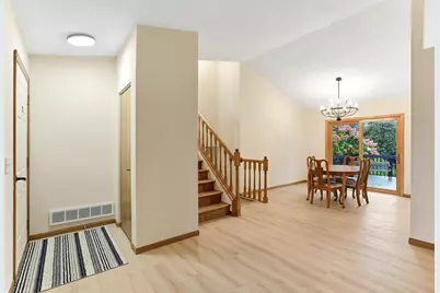306 71st Street N, Mahtomedi, MN 55115 - Photo 12