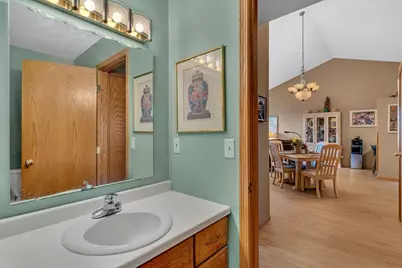 2215 10th Avenue SE, Willmar, MN 56201 - Photo 24