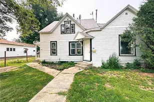 404 S Main St, Austin, MN 55912 - Photo 1
