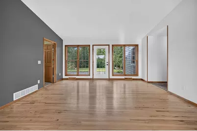 W28184 Bills Valley Road, Arcadia, WI 54612 - Photo 6