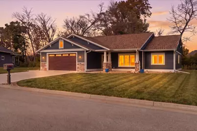 860 Bridle Lane, La Crescent, MN 55947 - Photo 1