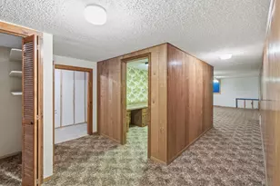 208 4th Ave N, Waldorf, MN 56091 - Photo 32