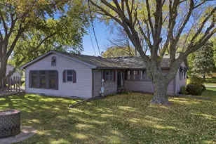 208 4th Ave N, Waldorf, MN 56091 - Photo 44