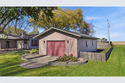 208 4th Avenue N, Waldorf, MN 56091 - Photo 38