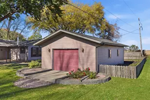 208 4th Ave N, Waldorf, MN 56091 - Photo 38