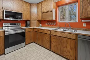 12092 Meadow View Dr, Little Falls, MN 56345 - Photo 10