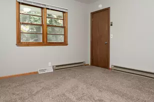 1604 3rd St S, Moorhead, MN 56560 - Photo 16