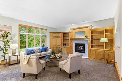 2413 Bridle Creek Trail, Chanhassen, MN 55317 - Photo 14